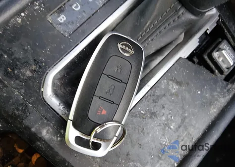 2025 Nissan Kicks Sv Intelligent Awd z USA, uszkodzony, nr VIN 3N8AP6CB3SL353925